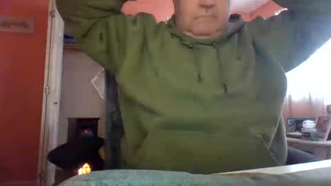 Snapshot of tomcat4848 chatting on 11-30-25, 05:06 tomcat4848 online show from 11-30-25, 05:06