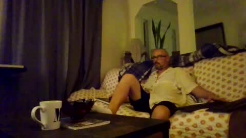 sirmuggsalot online show from 04-27-26, 03:59