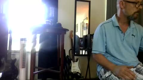 Snapshot of tomcatsawyer chatting on 05-22-26, 09:42 sirmuggsalot online show from 05-22-26, 09:42