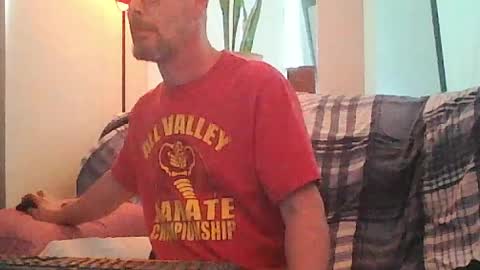Snapshot of tomcatsawyer chatting on 06-05-26, 06:13 sirmuggsalot online show from 06-05-26, 06:13