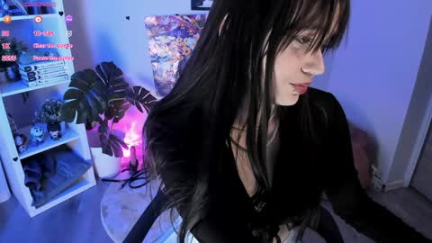 Tomie online show from 05-12-26, 02:03