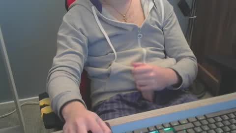 tomin3m online show from 02-22-25, 01:44