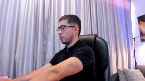 Snapshot of tommas_johnson chatting on 05-18-26, 12:22 Tomas online show from 05-18-26, 12:22