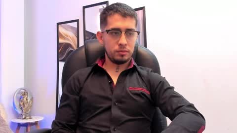 Snapshot of tommas_johnson chatting on 05-24-26, 12:21 Tomas online show from 05-24-26, 12:21