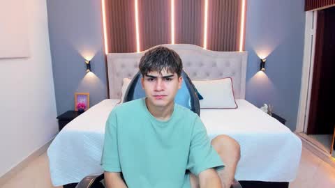 Tommy  online show from 01-09-26, 03:20