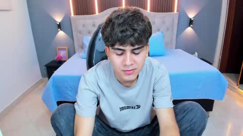 Tommy  online show from 04-23-26, 03:52