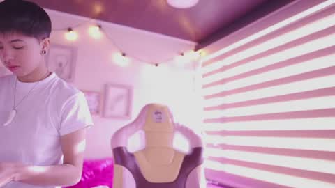 Blue  online show from 04-27-26, 12:36