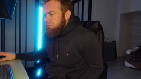  tommy burnzzz  online show from 03-05-25, 02:36