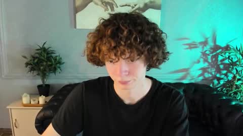 Tommy online show from 11-26-25, 10:27