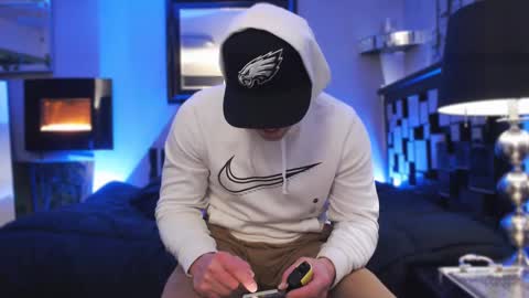 Tommy online show from 02-16-25, 04:42