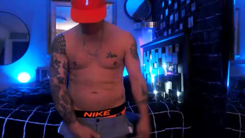 Tommy online show from 04-10-26, 12:54