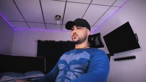 Snapshot of tommy_sccott chatting on 02-02-26, 09:24 tommy_sccott online show from 02-02-26, 09:24