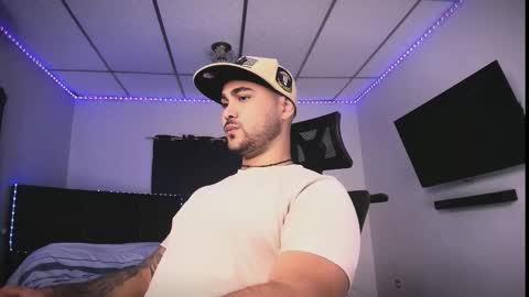 Snapshot of tommy_sccott chatting on 03-05-26, 10:28 tommy_sccott online show from 03-05-26, 10:28