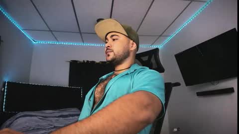 Snapshot of tommy_sccott chatting on 03-07-26, 11:35 tommy_sccott online show from 03-07-26, 11:35