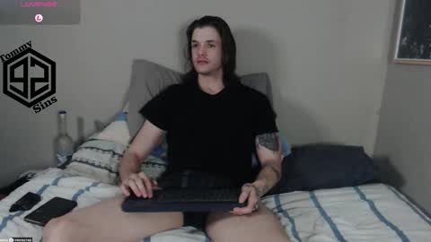 Tommy Sins online show from 10-15-25, 08:20