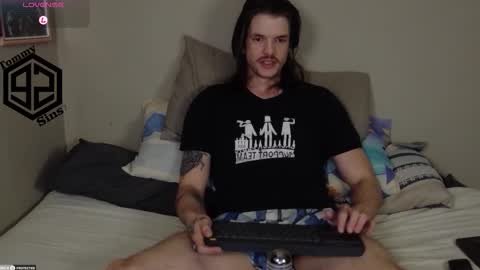 Tommy Sins online show from 11-20-25, 02:17