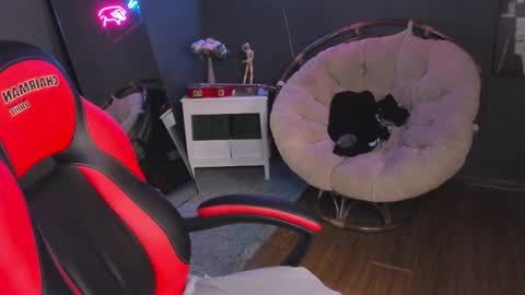 tommy_stars online show from 04-10-26, 11:04