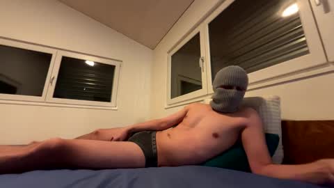 Snapshot of tommyboy123123123 chatting on 03-15-26, 07:09 Kayden online show from 03-15-26, 07:09