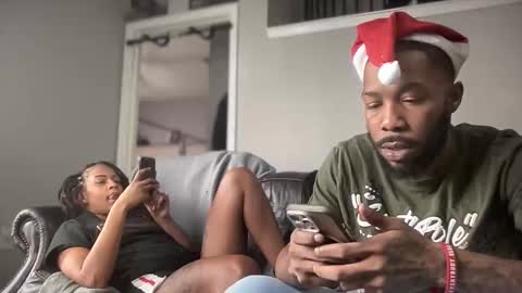 Snapshot of tommydabody chatting on 12-22-25, 06:38 tommydabody online show from 12-22-25, 06:38