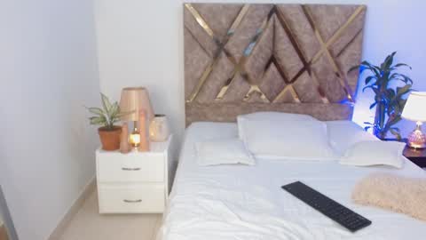 Tommy Foxboy online show from 12-12-24, 01:49