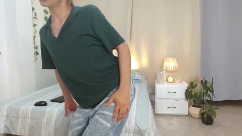 Tommy Foxboy online show from 01-29-25, 04:08