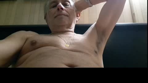 Snapshot of tommylecock chatting on 02-03-25, 10:25 tommylecock online show from 02-03-25, 10:25