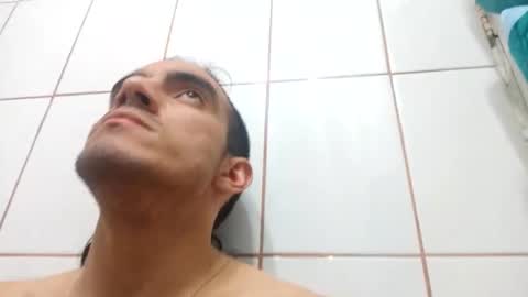 Snapshot of tommypv20 chatting on 12-17-24, 06:02 Tommy online show from 12-17-24, 06:02