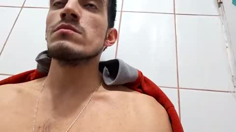 Snapshot of tommypv20 chatting on 09-18-25, 08:05 Tommy online show from 09-18-25, 08:05