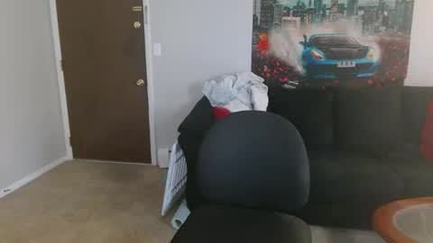 Tommy Strokes online show from 04-18-26, 03:38