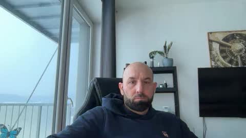 Thomas Fit online show from 01-13-26, 07:02