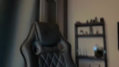 Snapshot of tommyx01 chatting on 05-02-26, 08:36 Thomas Fit online show from 05-02-26, 08:36