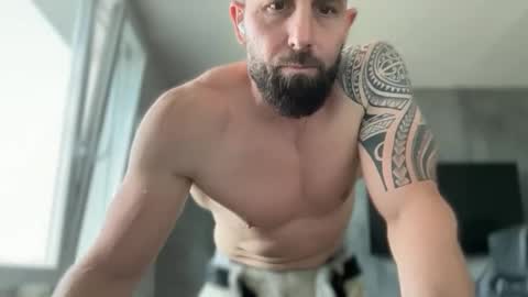 Snapshot of tommyx01 chatting on 05-28-26, 09:06 Thomas Fit online show from 05-28-26, 09:06