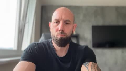 Snapshot of tommyx01 chatting on 06-01-26, 06:26 Thomas Fit online show from 06-01-26, 06:26