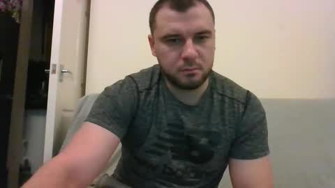 tommyy19901 online show from 12-22-24, 07:21