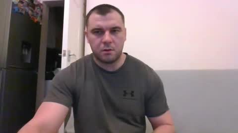 tommyy19901 online show from 03-10-25, 10:02