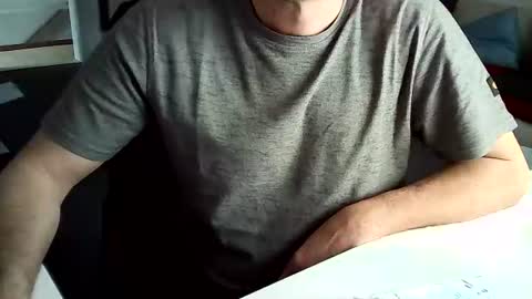 Snapshot of tomtom02029 chatting on 12-16-24, 08:41 Tom online show from 12-16-24, 08:41