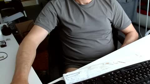 Tom online show from 04-28-26, 09:47