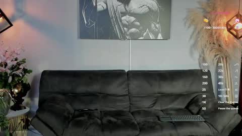 tomy_scott6 online show from 10-02-25, 11:23