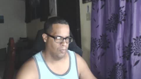 Antonio online show from 11-13-25, 02:43