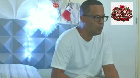 Antonio online show from 12-16-25, 02:22