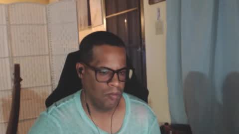 Antonio online show from 04-25-26, 02:58