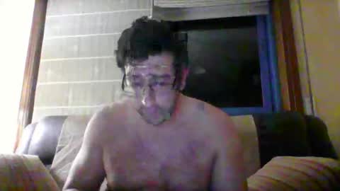 Snapshot of toni640128 chatting on 05-10-26, 12:49 toni640128 online show from 05-10-26, 12:49