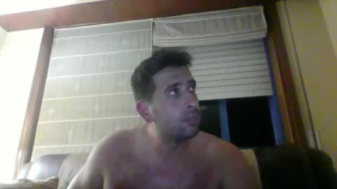 Snapshot of toni640128 chatting on 07-11-26, 11:28 toni640128 online show from 07-11-26, 11:28