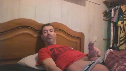 Snapshot of tonio1972 chatting on 11-08-25, 04:12 tonio1972 online show from 11-08-25, 04:12