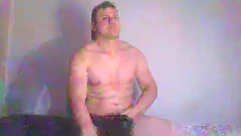 tonny54880 online show from 01-06-25, 06:58