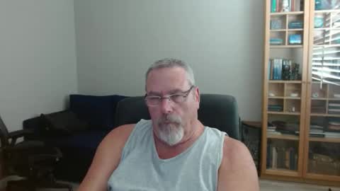 tony091699 online show from 06-01-26, 03:14