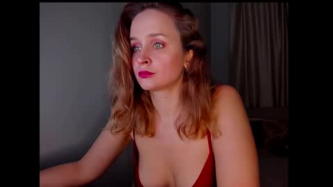 Snapshot of tony_and_alice chatting on 03-03-25, 09:05 Tony and Alice online show from 03-03-25, 09:05