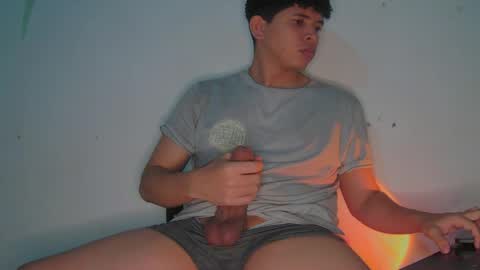 Snapshot of tony_marz chatting on 05-23-26, 05:12 tony_marz online show from 05-23-26, 05:12