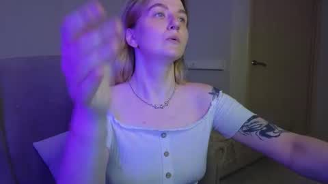 Snapshot of tonyameow chatting on 06-30-26, 01:17 Tonya online show from 06-30-26, 01:17