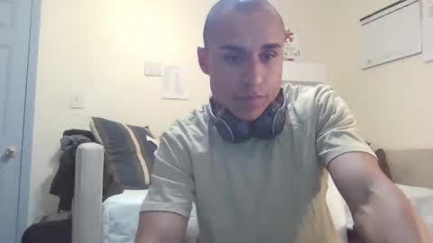 Snapshot of tonyterror22 chatting on 10-13-25, 07:52 tonyterror22 online show from 10-13-25, 07:52